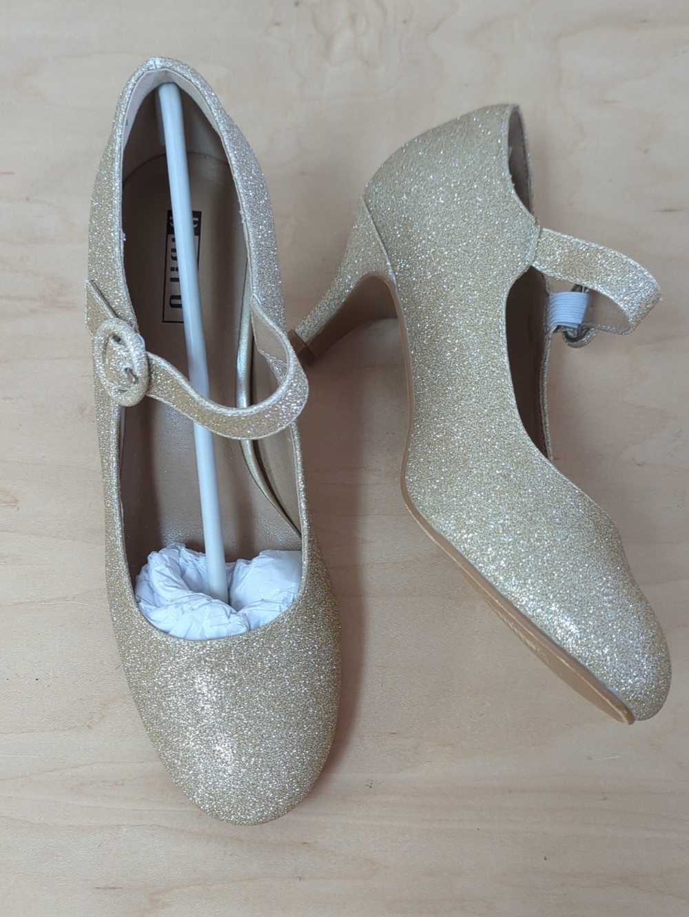 Women's Mary Jane Glitter Kitten Shoes Size 7.5